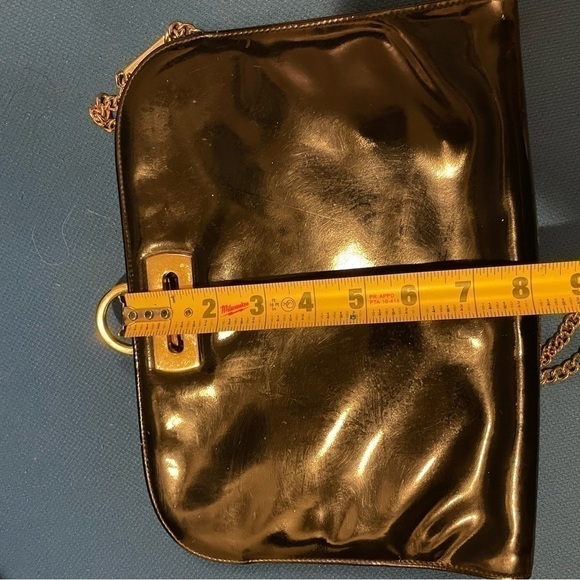 Authentic and Vintage Salvatore Ferragamo sling Bag - Picture 6 of 11